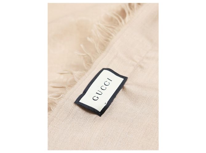 Gucci Sciarpa scialle GG con frange neutra - vista 3