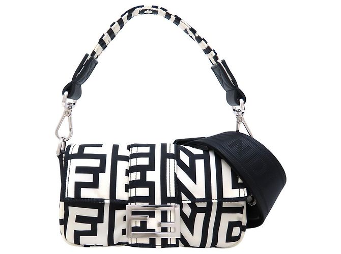 Fendi Mini Custodia per Telefono Bucket Nero Bianco - vista 10