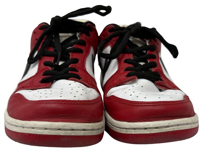 Baskets Nike SB Dunk Low Pro en cuir Chicago Rouge Bordeaux - vue 2