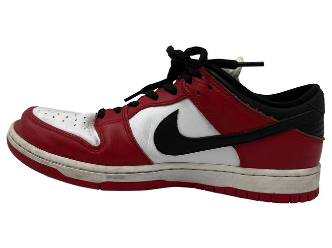 Baskets Nike SB Dunk Low Pro en cuir Chicago Rouge Bordeaux - vue 4