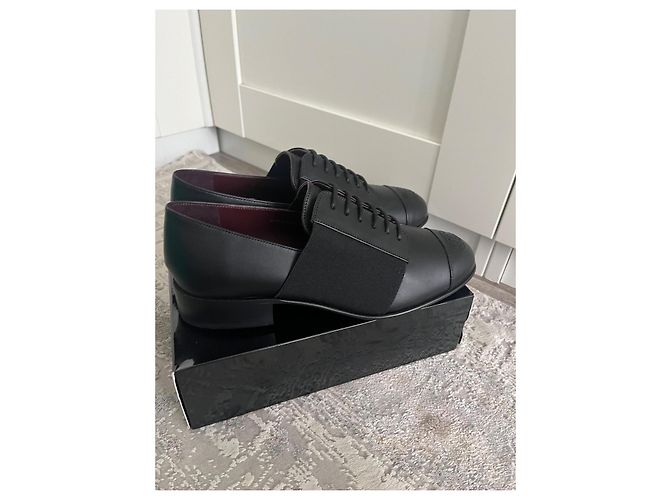 Chanel Schnürschuhe aus Leder Schwarz - Ansicht 3