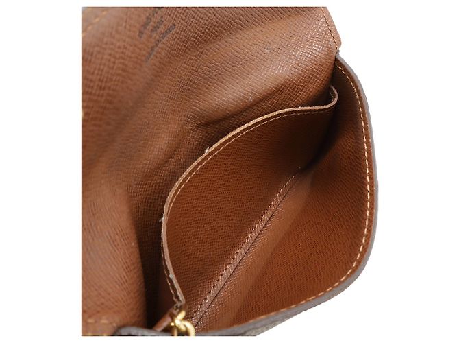 Monedero Louis Vuitton Monogram Multicle Lava Castaño Monograma - vista 6