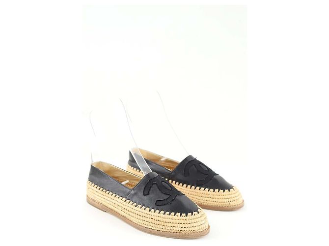 Chanel Espadrillas in pelle nera Nero - vista 3