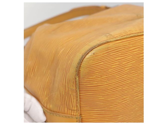 Noe LOUIS VUITTON Bolso de Hombro Petit Noé Epi Amarillo M44109 LV Auth 140076 - vista 17