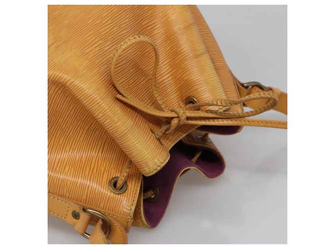 Noe LOUIS VUITTON Bolso de Hombro Petit Noé Epi Amarillo M44109 LV Auth 140076 - vista 6
