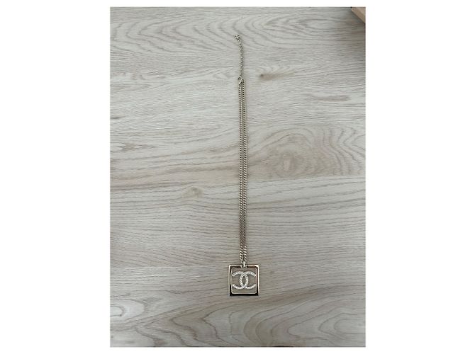 Collana lunga Chanel metallo oro champagne pendente quadrato D'oro - vista 2