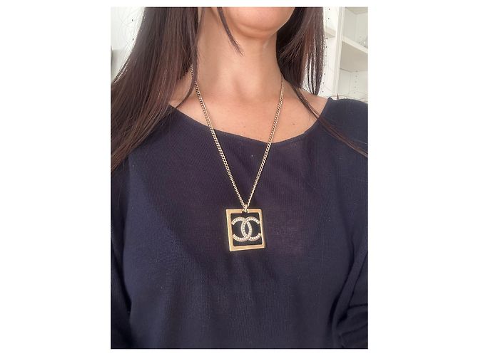 Collana lunga Chanel metallo oro champagne pendente quadrato D'oro - vista 9