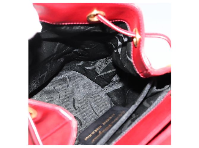 Zaino Vala in pelle rossa e oro Auth 138862 di Salvatore Ferragamo - vista 18