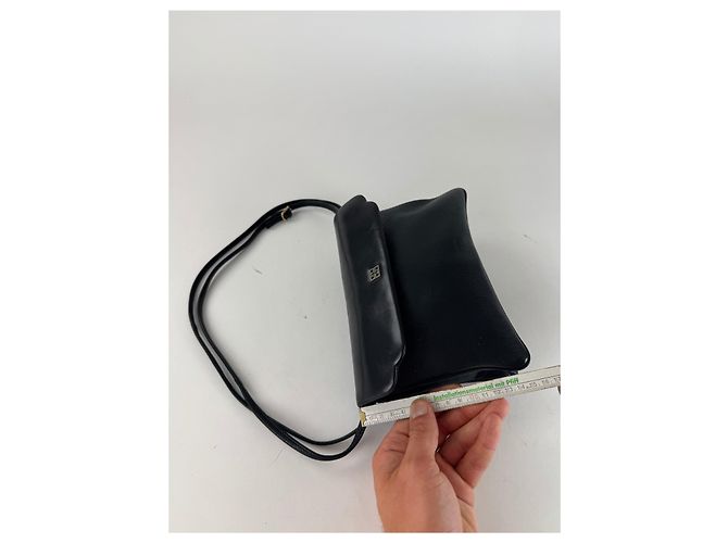 Vintage Givenchy 2-Wege Ledertasche schwarz - Ansicht 12