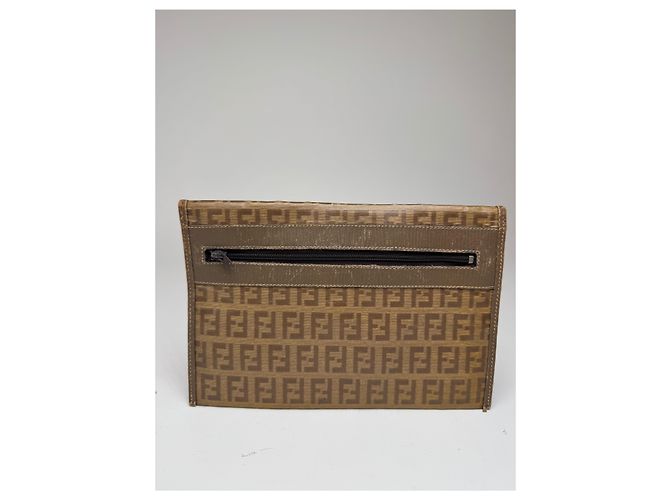 Clutch in pelle vintage Fendi FF monogramma marrone D'oro - vista 11