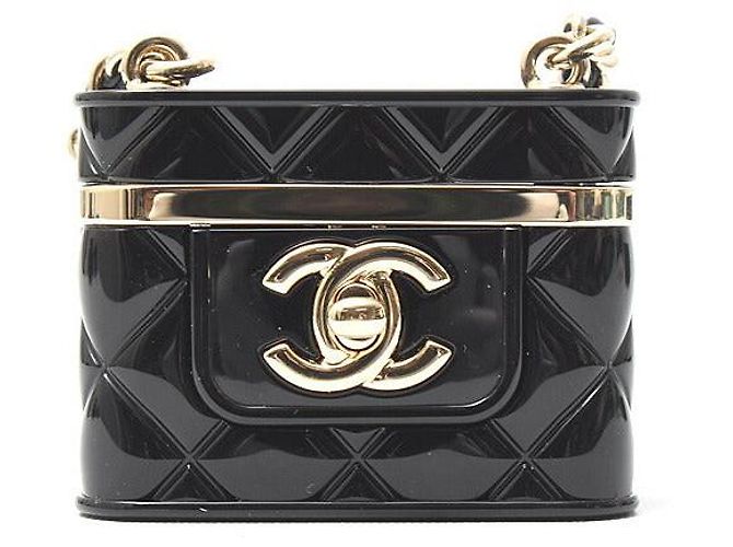 Chanel Plastic Matelasse Vanity Chain Pouch B22K Black - view 2
