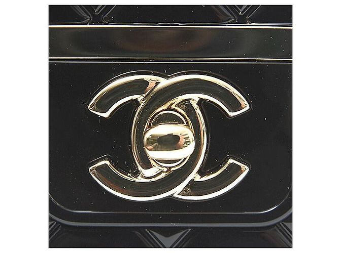 Chanel Plastic Matelasse Vanity Chain Pouch B22K Black - view 9