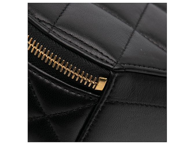 Clutch rotonda con catena e logo ovale in pelle di agnello trapuntata nera Chanel Nero - vista 10