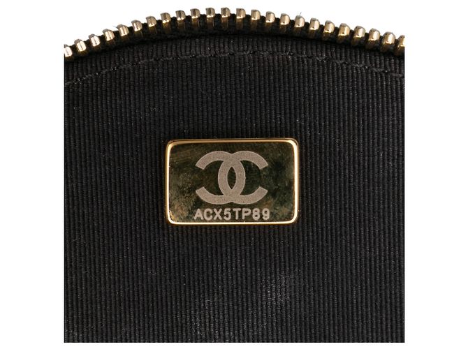 Clutch rotonda con catena e logo ovale in pelle di agnello trapuntata nera Chanel Nero - vista 6