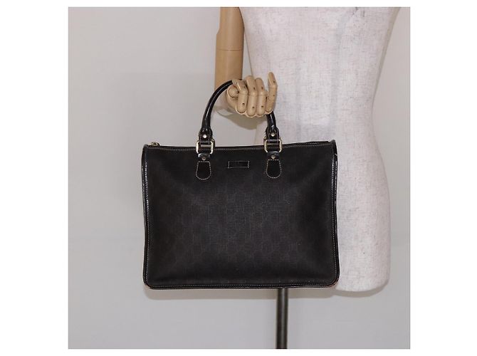Gucci Borsa GG Supreme in PVC pelle dorata marrone scuro 190259 Auth 139819 - vista 23