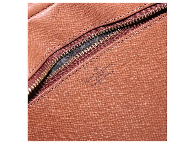 LOUIS VUITTON Clutch Marly Dragonne GM Monogram M51825 LV Auth ep10354 Monogramma - vista 19