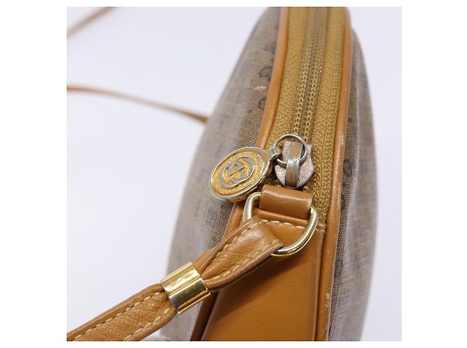 Gucci Borsa a spalla Micro GG Supreme in PVC Beige Oro Auth BA5021 D'oro - vista 15