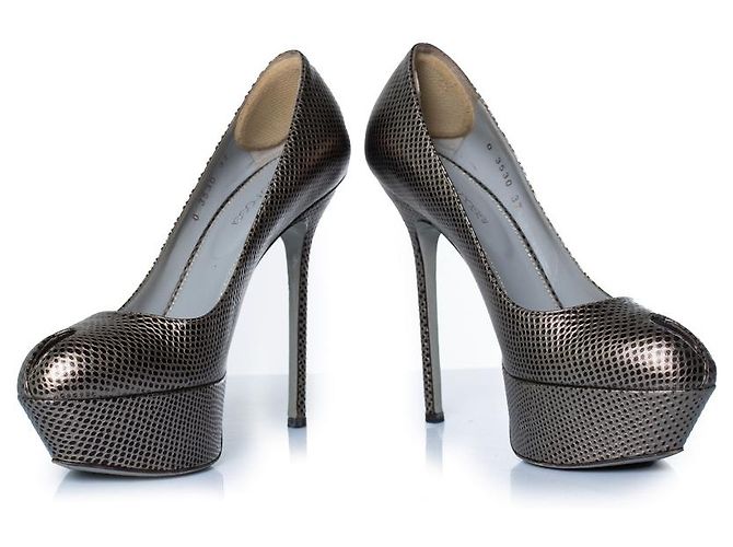 Sergio Rossi, Plateaupumps mit Eidechsenmuster Silber Grau - Ansicht 2