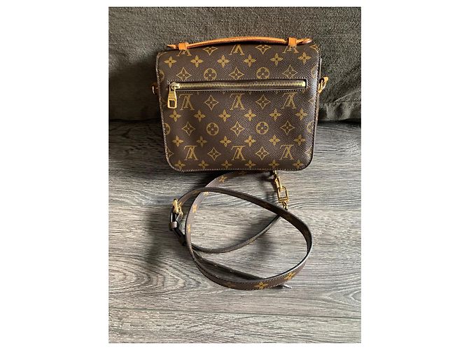 Borsa a tracolla Louis Vuitton Metis Monogramma - vista 3