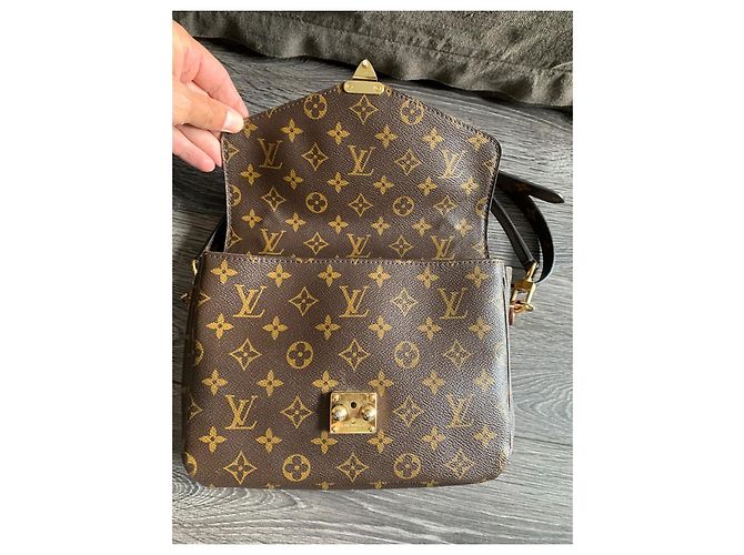 Borsa a tracolla Louis Vuitton Metis Monogramma - vista 4