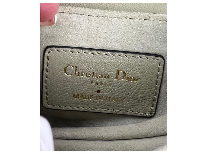 Borsa Micro Saddle in pelle di capra verde chiaro con tracolla Christian Dior - vista 9