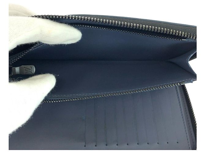 Louis Vuitton Monogram Shadow Zippy Wallet Blue - view 9
