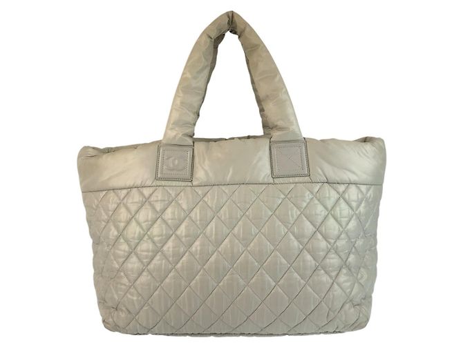 Chanel Nylon Cocoon Tote Bag Grau - Ansicht 2