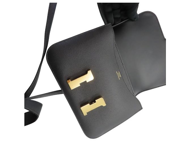 Bolsa de Ombro Constance Mini Epsom da Hermès Preto - vista 8