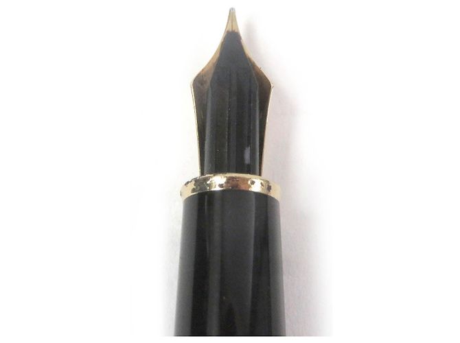 Pluma Montblanc Meisterstück 14K Negro - vista 6