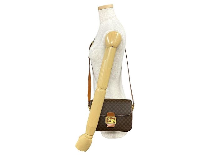 Céline Borsa a tracolla Celine Macadam Triomphe in pelle Marrone - vista 3