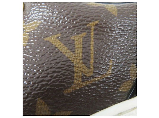 Sneaker aus Monogramm-Canvas und lackiertem Leder der Front Row Linie von Louis Vuitton Braun - Ansicht 8