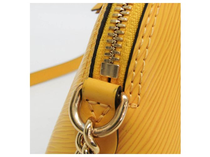 Bolsa de Ombro MINI Alma em Epi Louis Vuitton Dourado Amarelo - vista 9