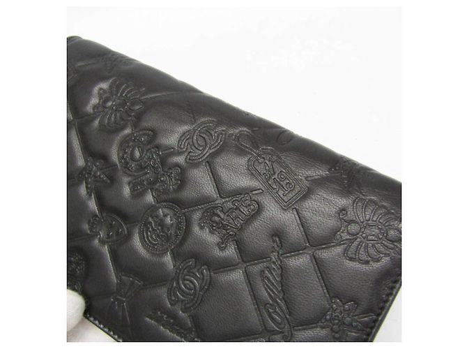 Carteira longa de couro feminina com charme símbolo Chanel Preto - vista 9