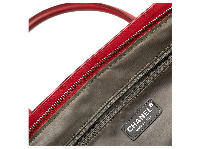 Chanel Rote Lammleder Quadratgesteppt Lax Handtasche - Ansicht 8