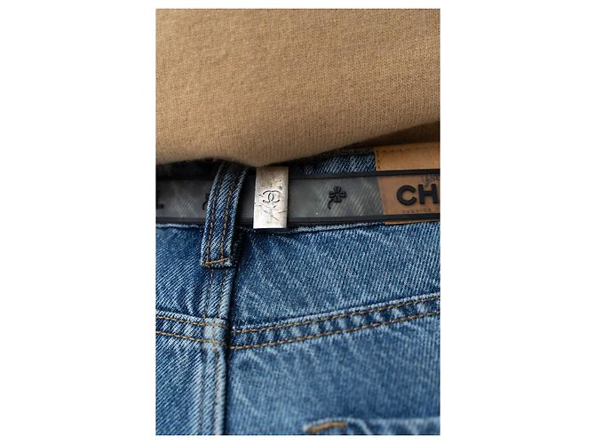 Vintage Gummigürtel mit Logo & Kleeblatt Chanel Frühling 2001 Silberbuckle Beige - Ansicht 9