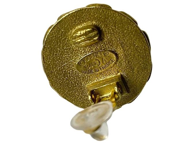 Timeless Orecchini a clip vintage Chanel 94A con marchio Coco inciso D'oro - vista 2