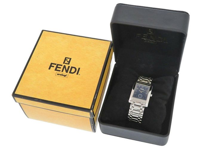 Fendi Classico 7000G Quarz-Armbanduhr aus Edelstahl - Ansicht 3