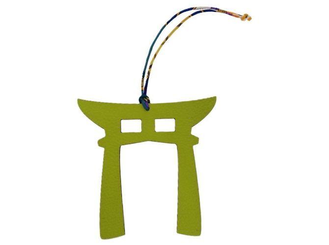 Charm per borsa in pelle Petit Ash Torii di Hermès Beige Giallo - vista 2