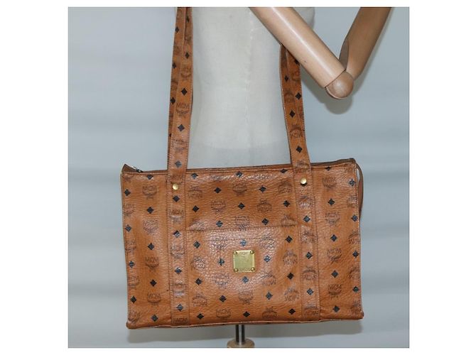 Borsa tote MCM Logogram Vicetos in pelle PVC marrone e oro Auth bs28960 - vista 21