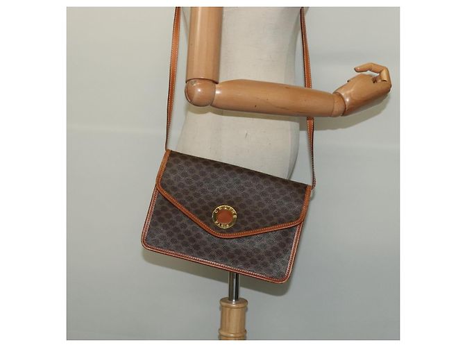 Céline Borsa a Spalla in Tela Macadam CELINE in Pelle PVC Marrone Oro Auth 139945 D'oro - vista 23