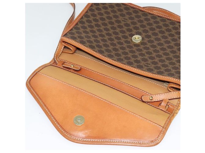 Céline Borsa a Spalla in Tela Macadam CELINE in Pelle PVC Marrone Oro Auth 139945 D'oro - vista 9