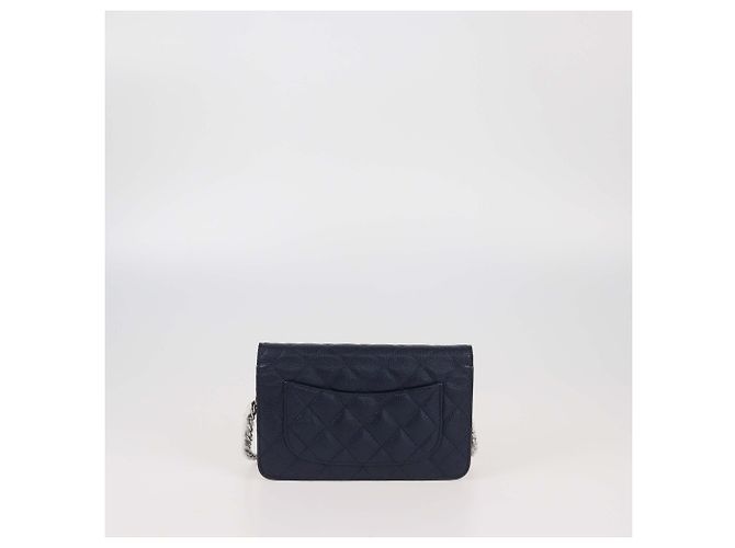 Borsa WOC in caviar trapuntato blu navy Chanel - vista 3