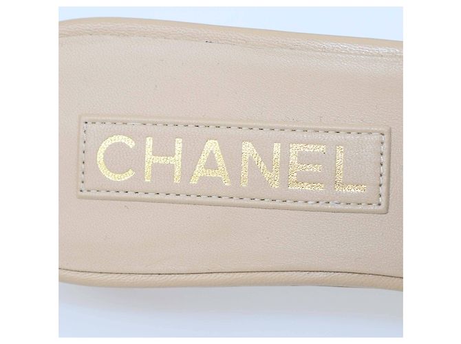 Sandali scivolosi CC beige con fiocco Chanel - vista 6