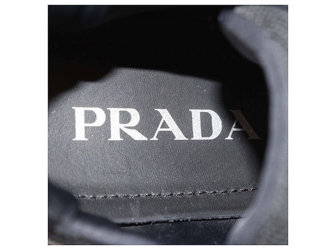 Sneakers basse Prada in tessuto nero e gomma Cloudburst Thunder - vista 6