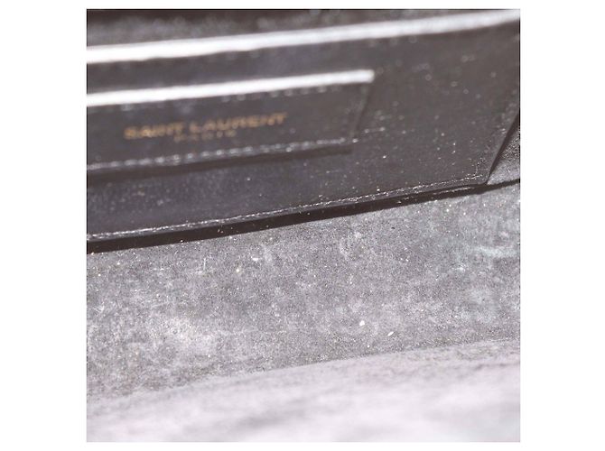 Bolso cruzado pequeño Kate de cuero patentado negro de Saint Laurent - vista 6