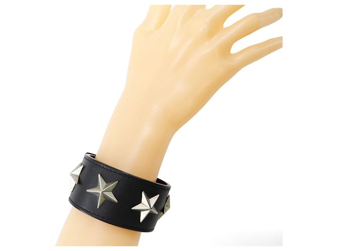 Pulseira de couro com tachas em estrela Givenchy - vista 2