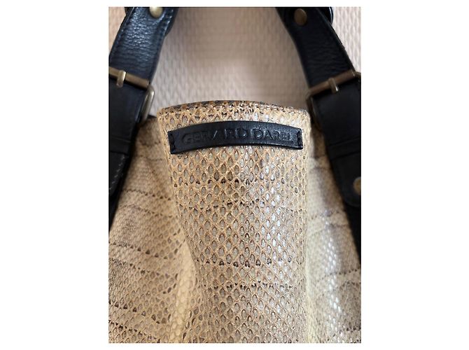 Borsa a mano Gerard Darel 24h Beige in Pelle di Vitello e Serpente d'Acqua - vista 2