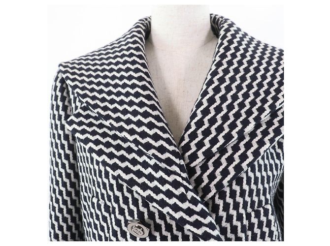 Chanel Hexagon COCO Button Zigzag Pattern Wool Coat Black White - view 4