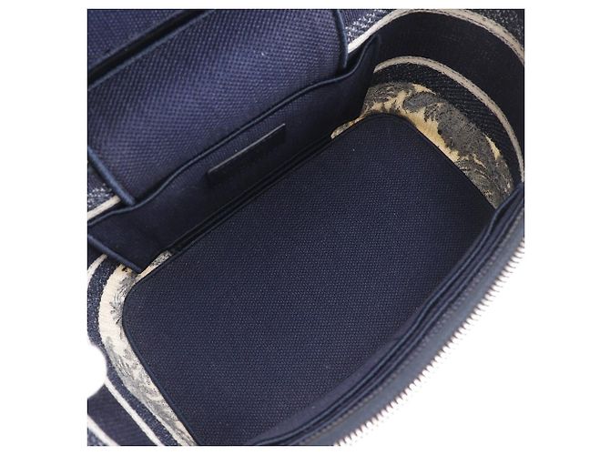 Borsa a mano in tela ricamata Dior Travel Vanity Blu - vista 7