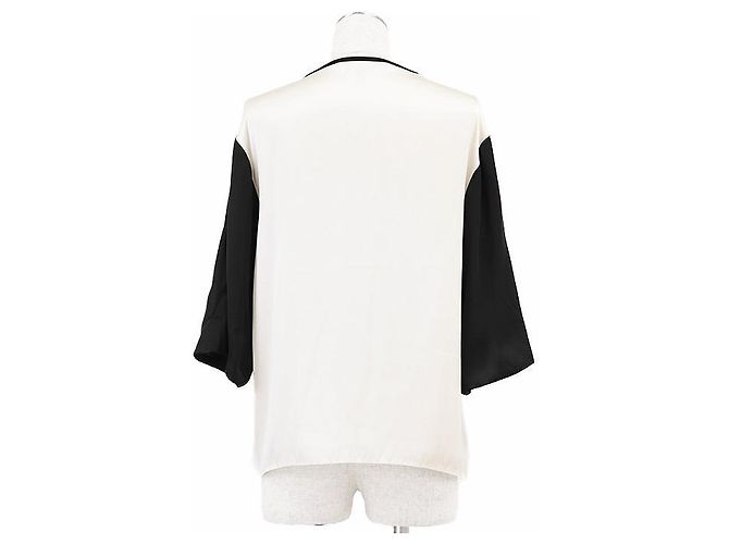 Blusa 100% Seda Chanel P63168 Negro Dorado - vista 8